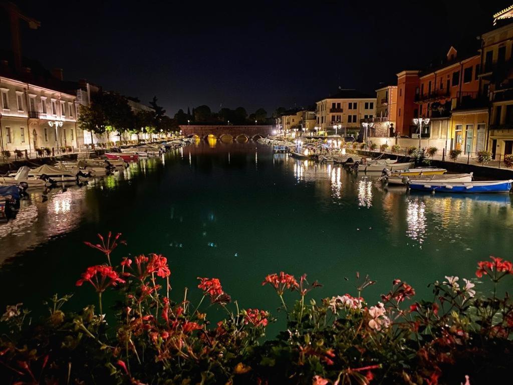 Lugana 9 Hotel Peschiera del Garda Exterior foto